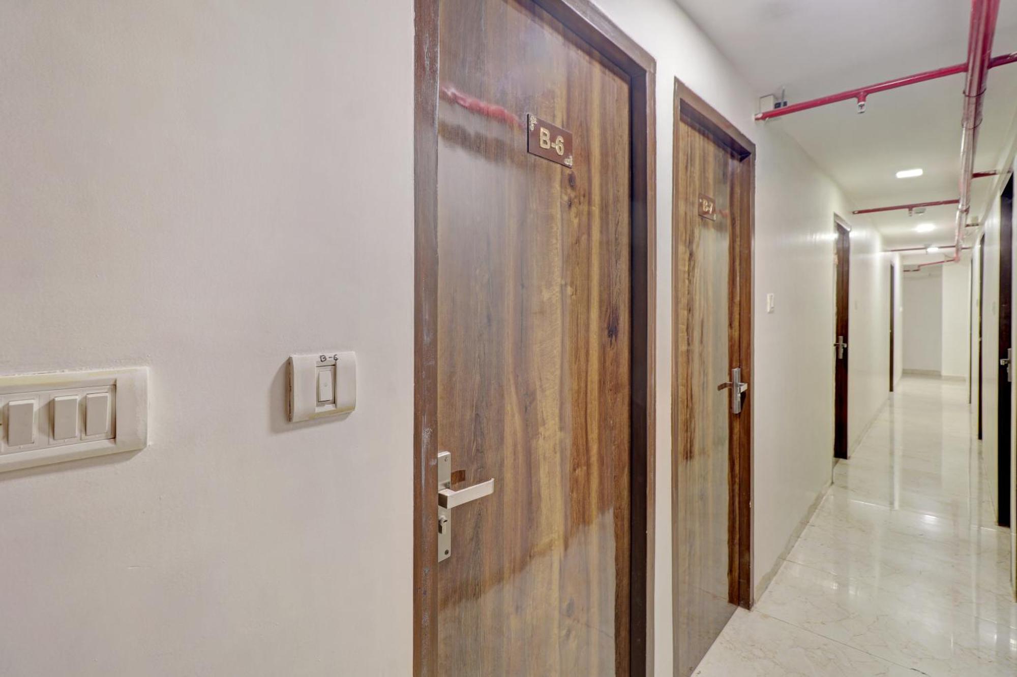 Hotel Merry Gold Mumbai Exteriör bild